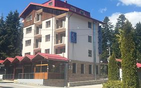 Хотел The Lodge
